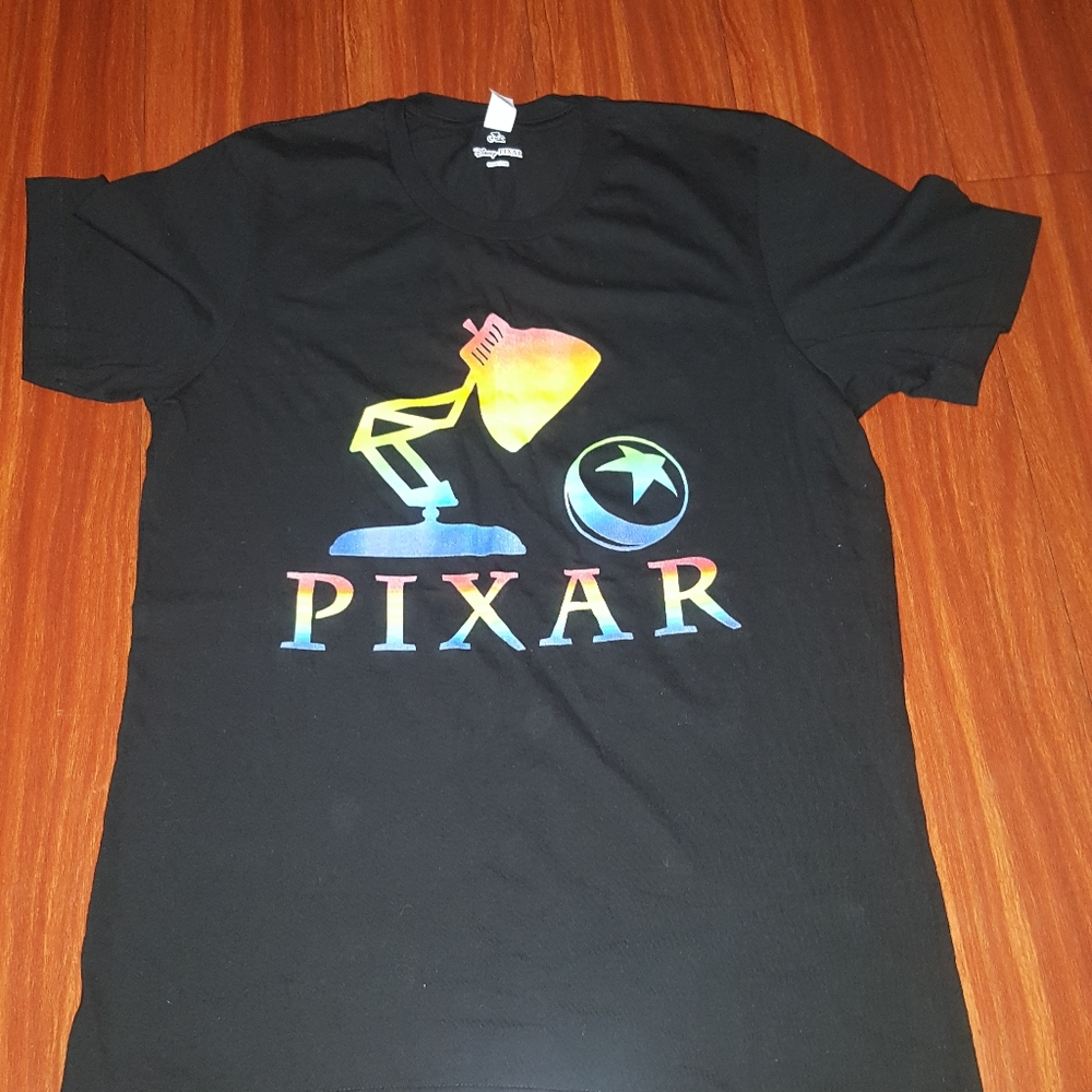 PIXAR cotton Tshirt  original disney parks - Picture 4 of 5